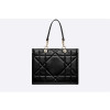 에센셜 Book Tote 토트 백 미디움