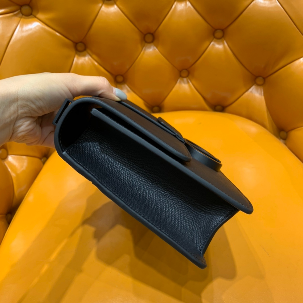 1744212684135.png