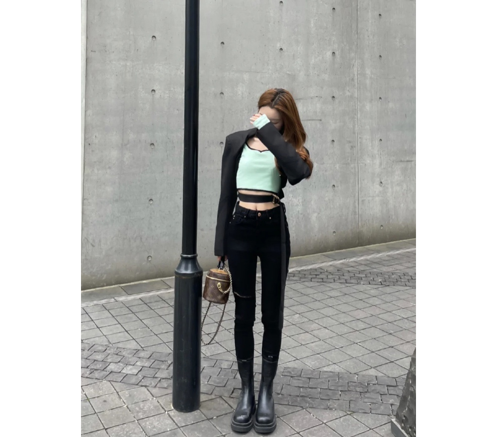 1744304319136.png
