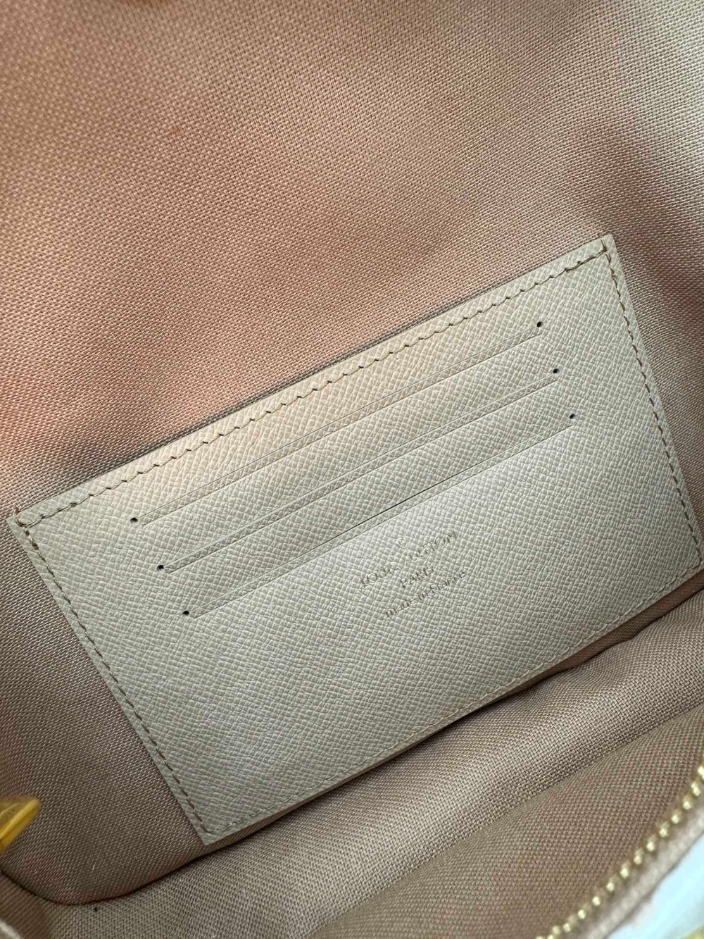 1744637796399.png