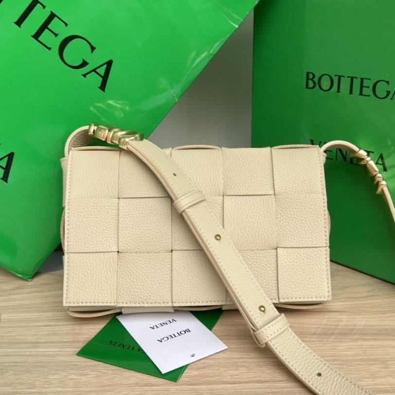 1745813436052.png